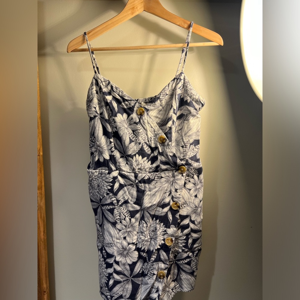Aeropostale romper size L